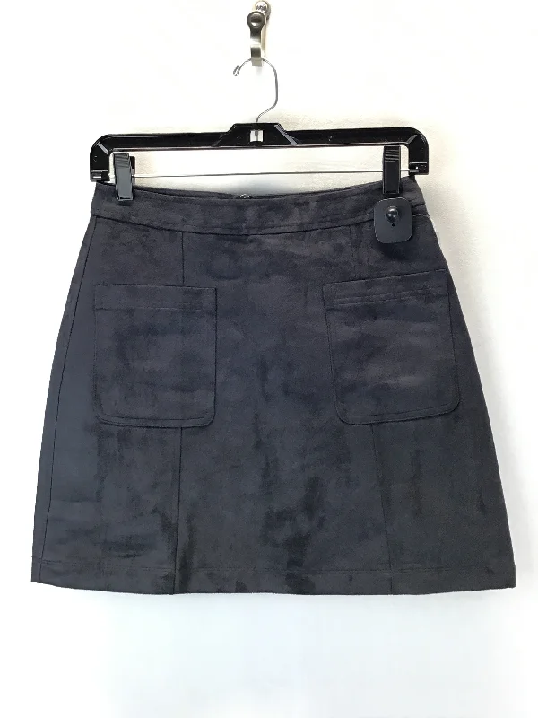 Skirt Mini & Short By Old Navy  Size: 0