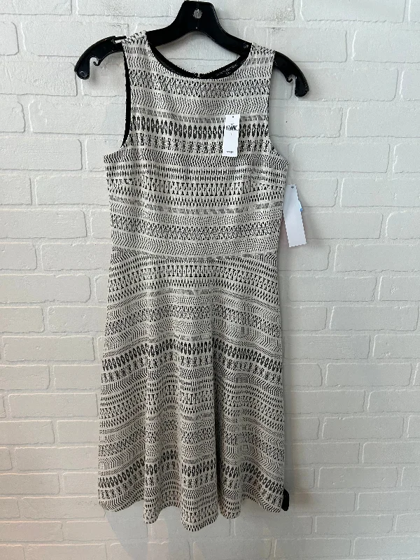 Dress Casual Midi By Banana Republic In Cream & Grey, Size: Xs